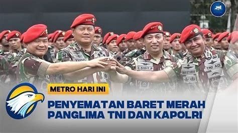 Kopassus Sematkan Brevet Komando Kepada Panglima Tni Dan Kapolri