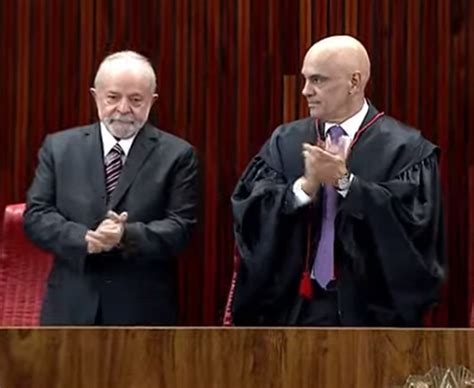 Em Diplomação De Lula Alexandre De Moraes é Ovacionado Por Quase Um