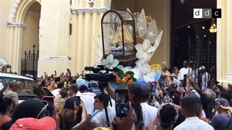 Los cubanos retoman la procesión de la Virgen de la Caridad del Cobre