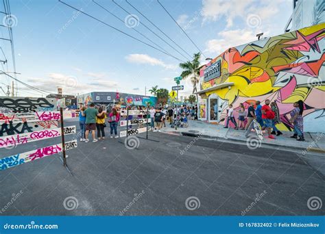 Miami Art Basel 2019 at Wynwood Editorial Photography - Image of urban, street: 167832402