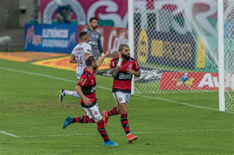 Flamengo Campe O Carioca Sobre O Fluminense E Alcan A Sexto Tri