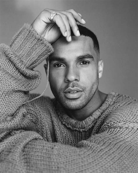 Lucien Laviscount