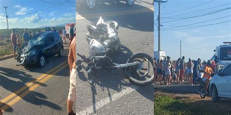 Batida Frontal Motociclista Morre Ao Colidir Um Carro De Passeio