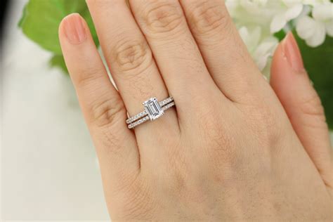 15ctw 7x5mm Emerald Cut Engagement Ring Wedding Ring Set Etsy