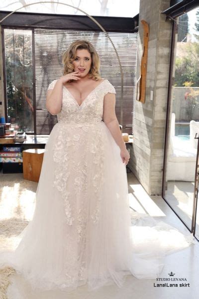 2020 Plus Size Wedding Dress Styles For The Curvy Bride Artofit