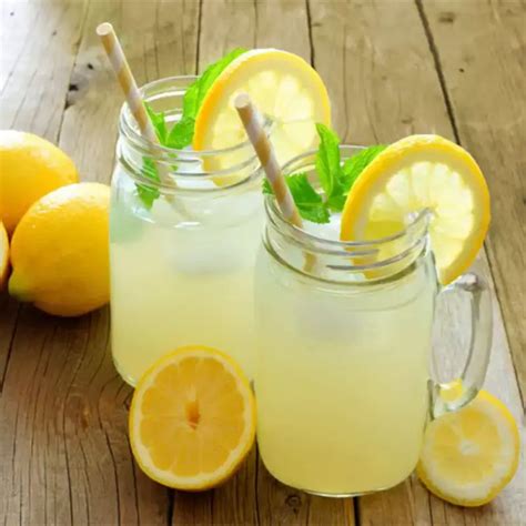 5 [cool] Homemade Drinks To Beat The Summer Heat