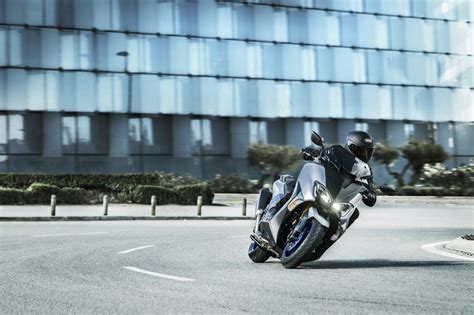 Yamaha Tmax Sx Sport Edition Il Prezzo Dueruote