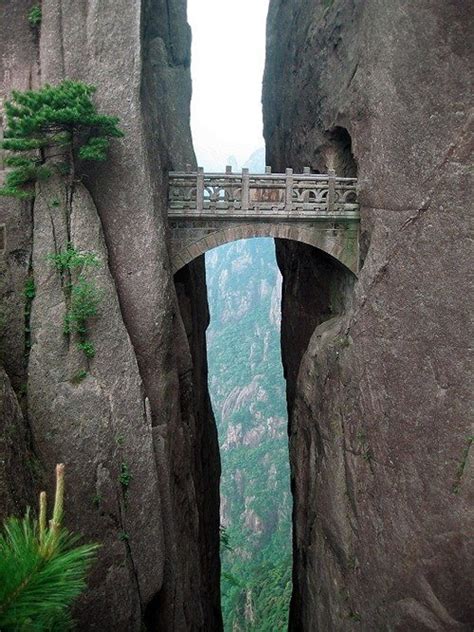 Death-Defying Pathways Along China's Yellow Mountain