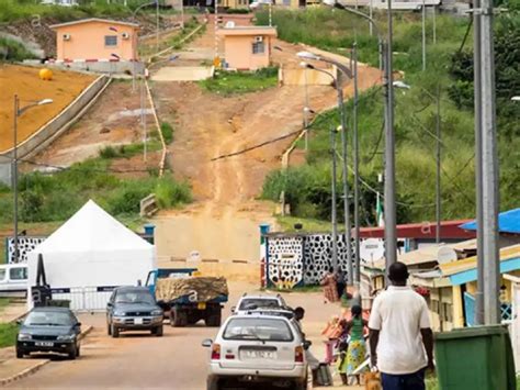 Fermeture Fronti Res Gabon Avant Pr Sidentielle