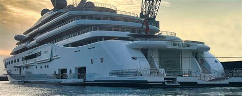 Exclusive M Mega Yacht Blue Delivered By L Rssen Yachtcharterfleet