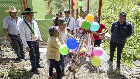 Alcalde de Curahuasi inauguró obra de saneamiento básico en Cunyac