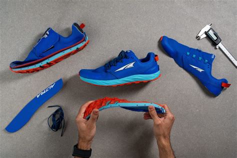 Cut in half: Altra Superior 6 Review (2024) | RunRepeat