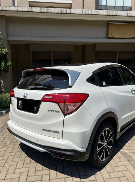 Honda Hrv At Prestige Mugen White On Black Panoramic Sunroof Mobil