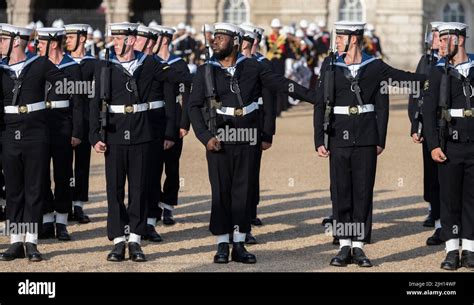 Strong Royal Navy Guard Of Honour Hi Res Stock Photography And