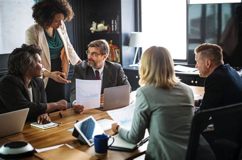 Vis O Tipos De Pessoas T Xicas Que Deve Evitar No Trabalho