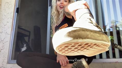 Daisy Foreverx Custom Lick My Vans Clean Porno Videos Hub