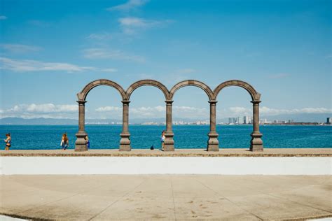 Malecón Boardwalk (El Malecón) | Casago Things To Do