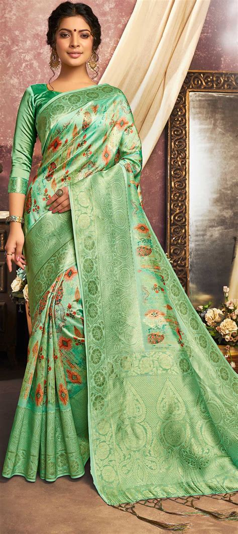 Traditional Green Color Jacquard Fabric Saree 1633285