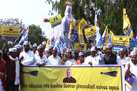 Aap Holds Nationwide Protests Against Sisodias Arrest