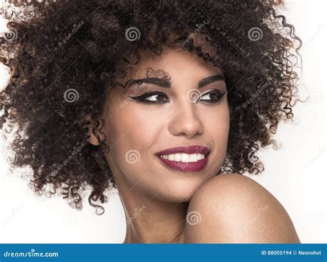 Levantamento Afro Americano Sensual Da Mulher Foto De Stock Imagem De