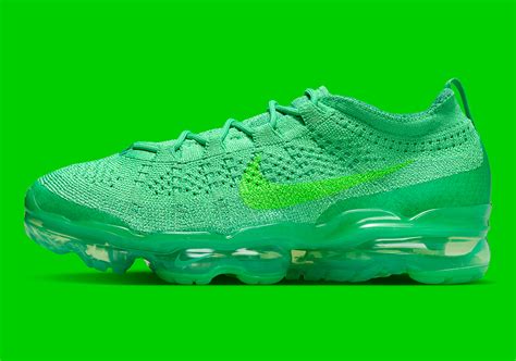 Nike Vapormax 2023 Flyknit "Green" | SneakerNews.com