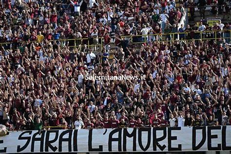 Salernitana Reggiana Il Dato Della Prevendita Pi Di Tagliandi