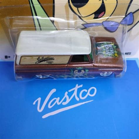 Promo Hot Wheels Yogi Bear GMC Panel Hotwheels Hanna Barbera Pop Culture Diskon Di Seller