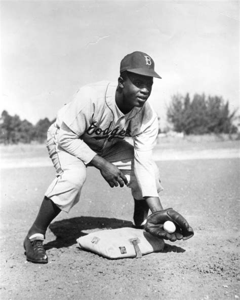 Jackie Robinson left lasting legacy | Baseball Hall of Fame