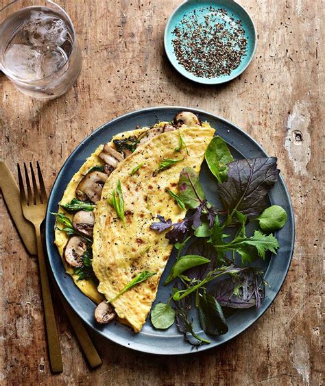 Mushroom And Spinach Omelette Healthy Recipe Ww Uk