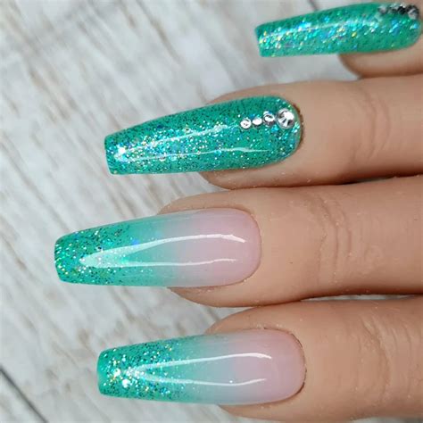 Turqoise Teal Ombre Glitter Press On Nails With Crystal Accent Nails