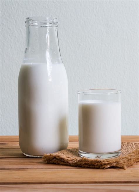 6 Ways to Use Up Sour Milk #zerowaste | Milk, Soured milk, Liquid cheese