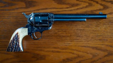 Colt Model SAA 1873 Peacemaker Handgun | G143 | The Eddie Vannoy ...