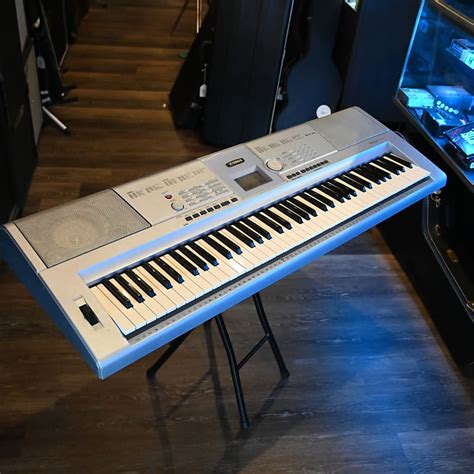 (9548) Yamaha DGX 203 Electric Keyboard | Reverb