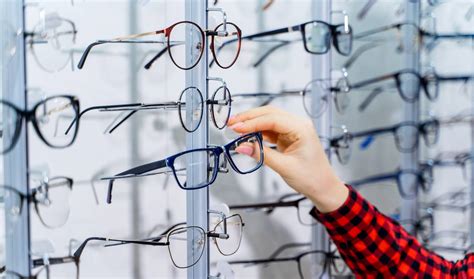 The 9 Best Eyeglass Stores For 2022 Free Buyers Guide 2022