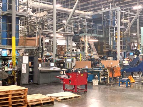 Services | Finishing & Mailing