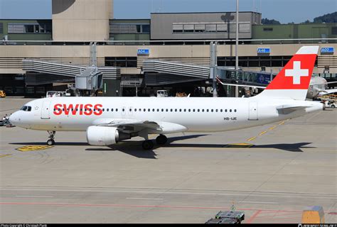 HB IJE Swiss Airbus A320 214 Photo By Christoph Plank ID 854574