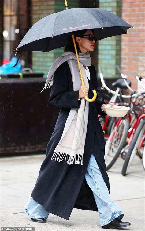 Eiza Gonzalez Looks Chic During Rainy Nyc Stroll After Revealing She