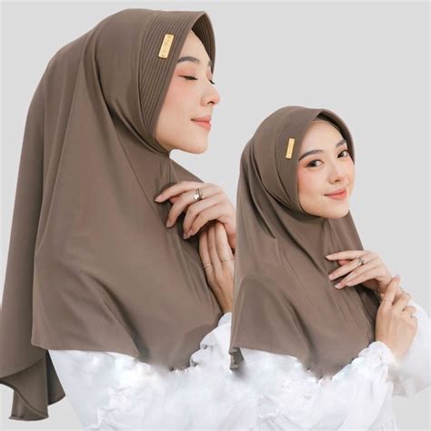 Jual Jilbab Bergo Hamidah Size M Label Akrilik Besi By Wahyu Collection