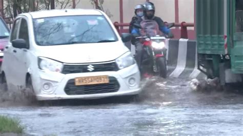 Heavy Rainfall Thunderstorms Lash Parts Of Delhi Ncr Waterlogging In