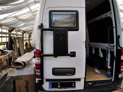 How To Readjust The Back Doors Of The Sprinter 316 Cdi In 7 Steps Overlandys