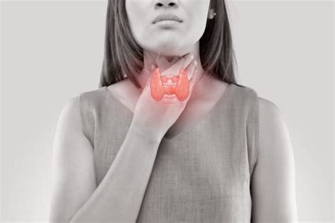 Thyroid Nodules - Symptoms & Treatment | familydoctor.org