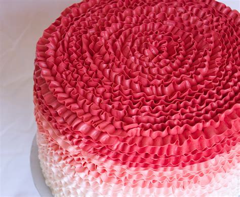 Ombre Buttercream Ruffle Cake Tutorial