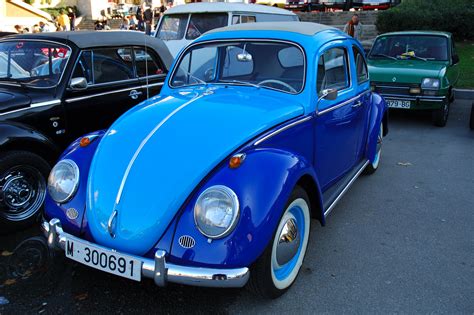 Barcelona Photoblog Classic Cars Beetle Vw In Blue