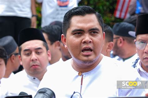 Ketua Pemuda Umno Akmal Ditahan Di Kota Kinabalu Scoop