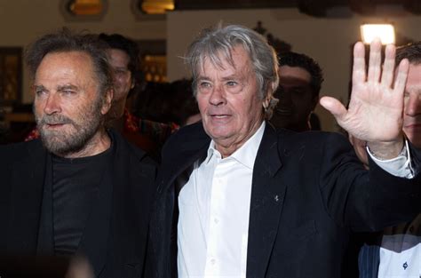 Photo Franco Nero Alain Delon Inauguration du marché de Noël à