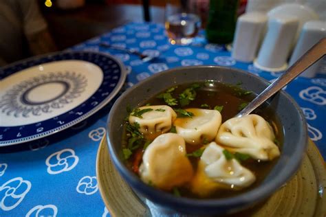 How to Eat Khinkali, the Most Popular Georgian Dish of Massive Soup ...