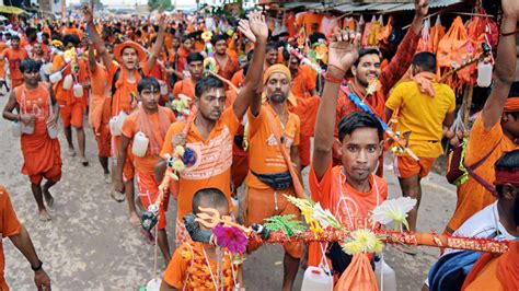 Supreme Court Issues Notice To Up Govt For Allowing Kanwar Yatra Amid