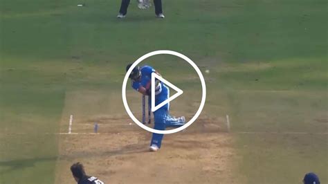 Watch Virat Kohlis Just A Flick Of The Wrist For Six Brings IPL