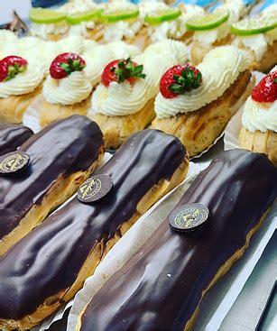 French Bakery | Eclair French Pastry | Sandy