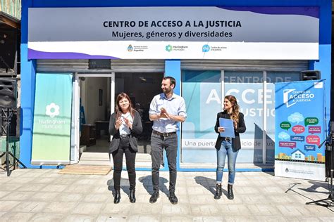 William Morris Selci Present El Nuevo Centro De Acceso A La Justicia